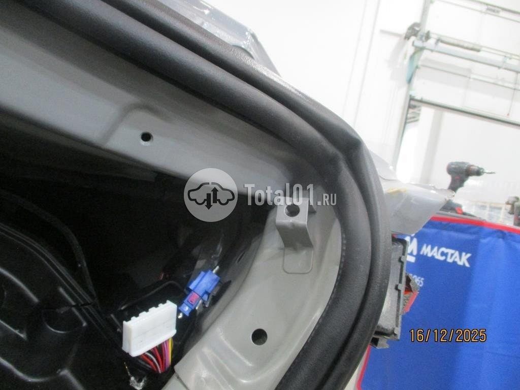 Фото Changan UNI-V 400