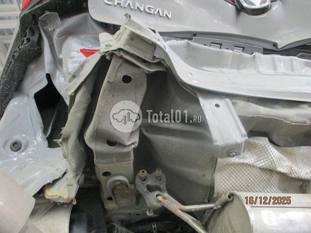 Фото Changan UNI-V 428