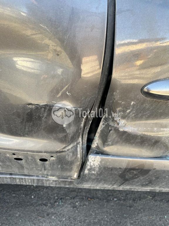 Фото Mazda Tribute 20