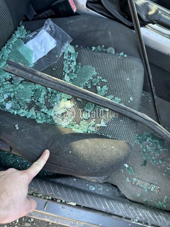 Фото Mazda Tribute 34