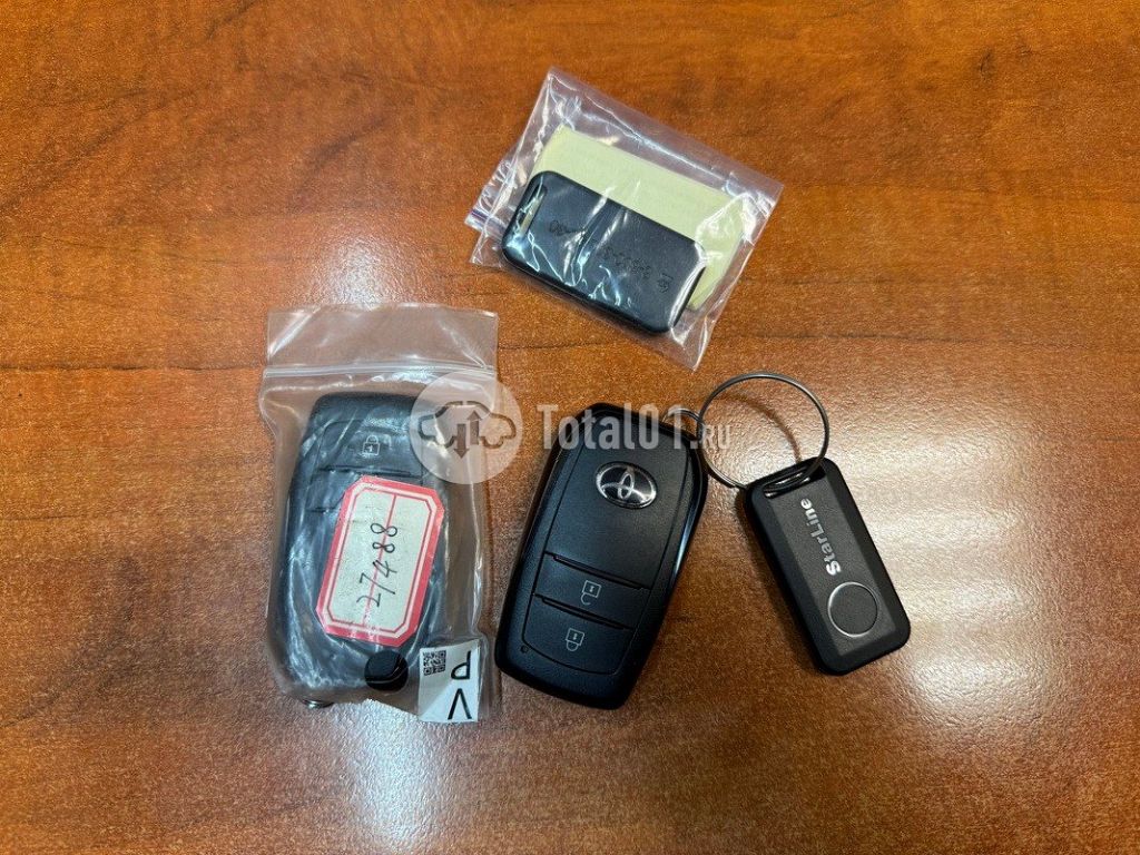 Фото Toyota RAV4 12