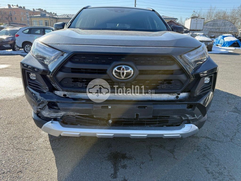 Фото Toyota RAV4 16