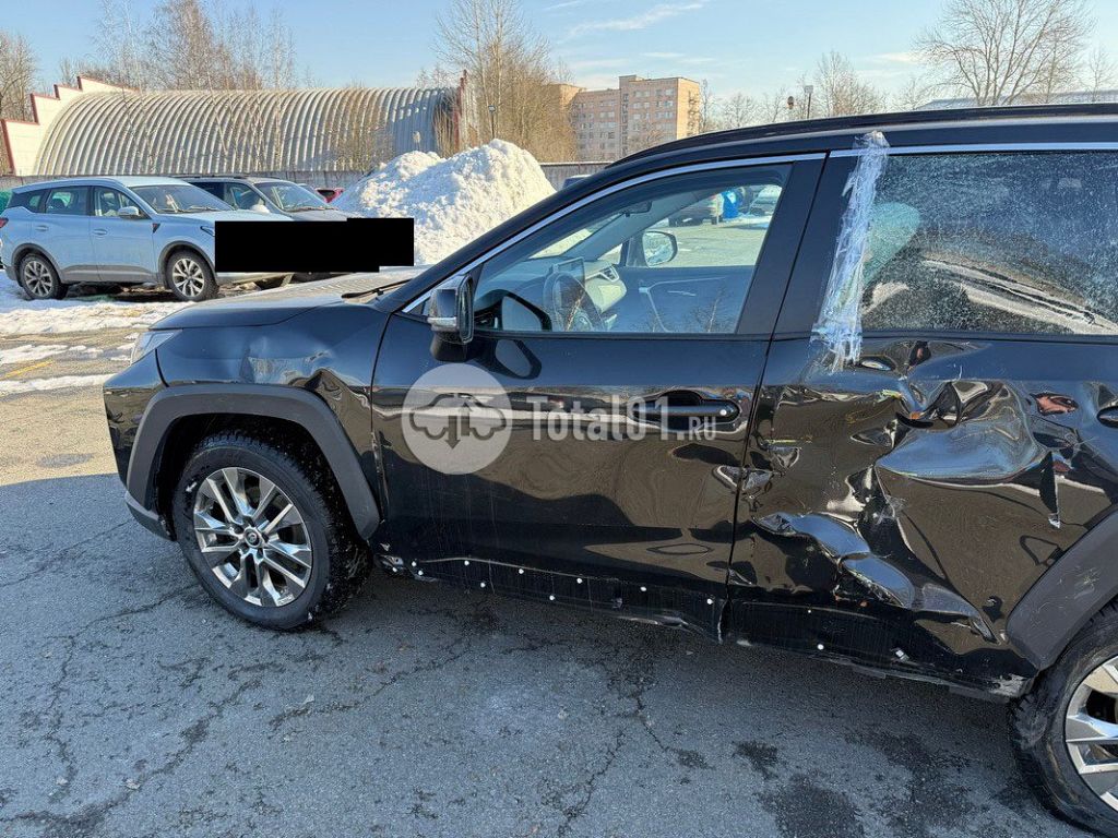 Фото Toyota RAV4 58