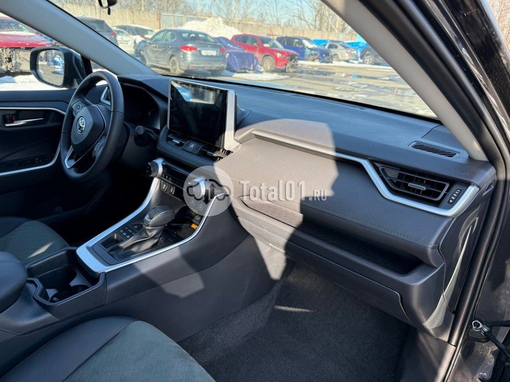 Фото Toyota RAV4 104