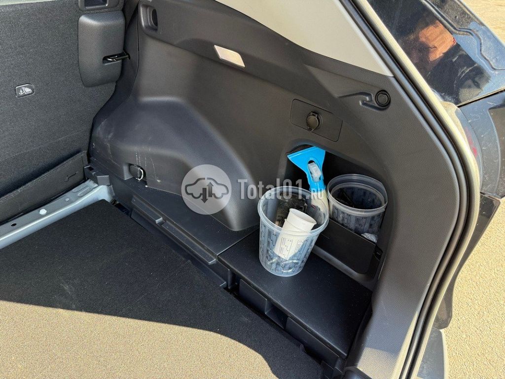 Фото Toyota RAV4 136