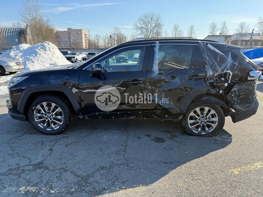 Фото Toyota RAV4 140