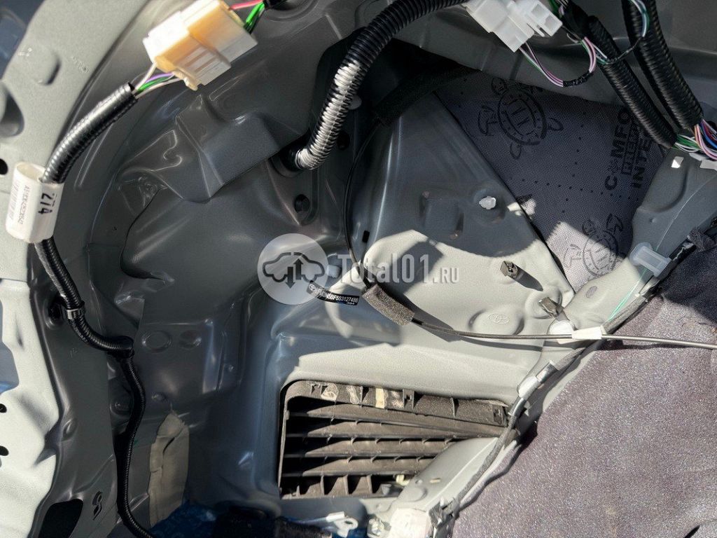 Фото Toyota RAV4 142