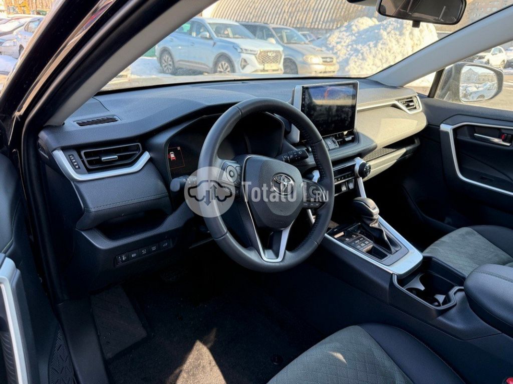 Фото Toyota RAV4 158