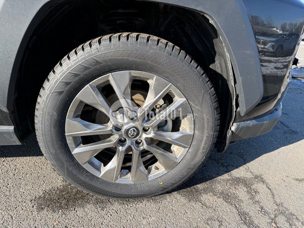 Фото Toyota RAV4 182