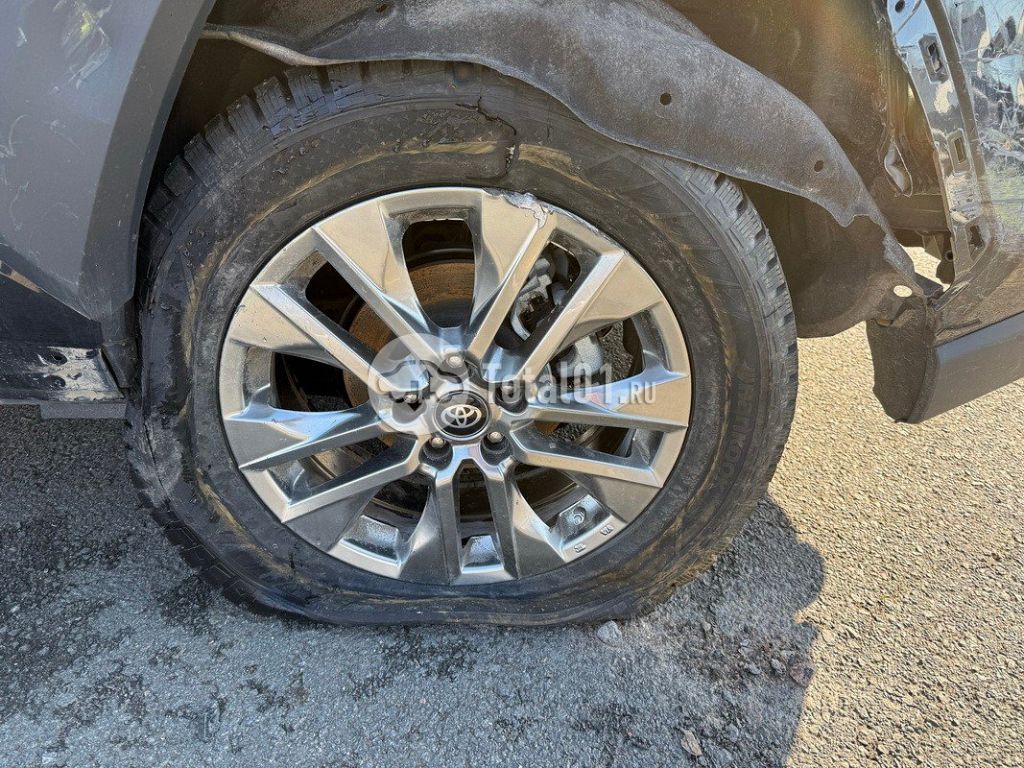 Фото Toyota RAV4 192