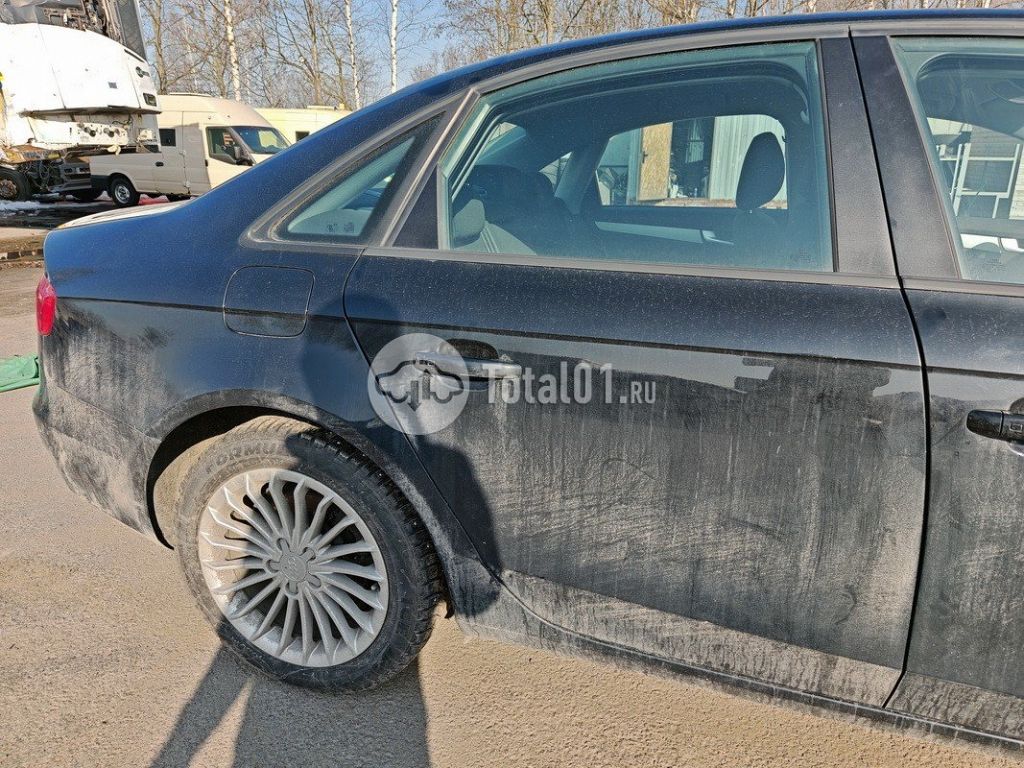 Фото Audi A4 22