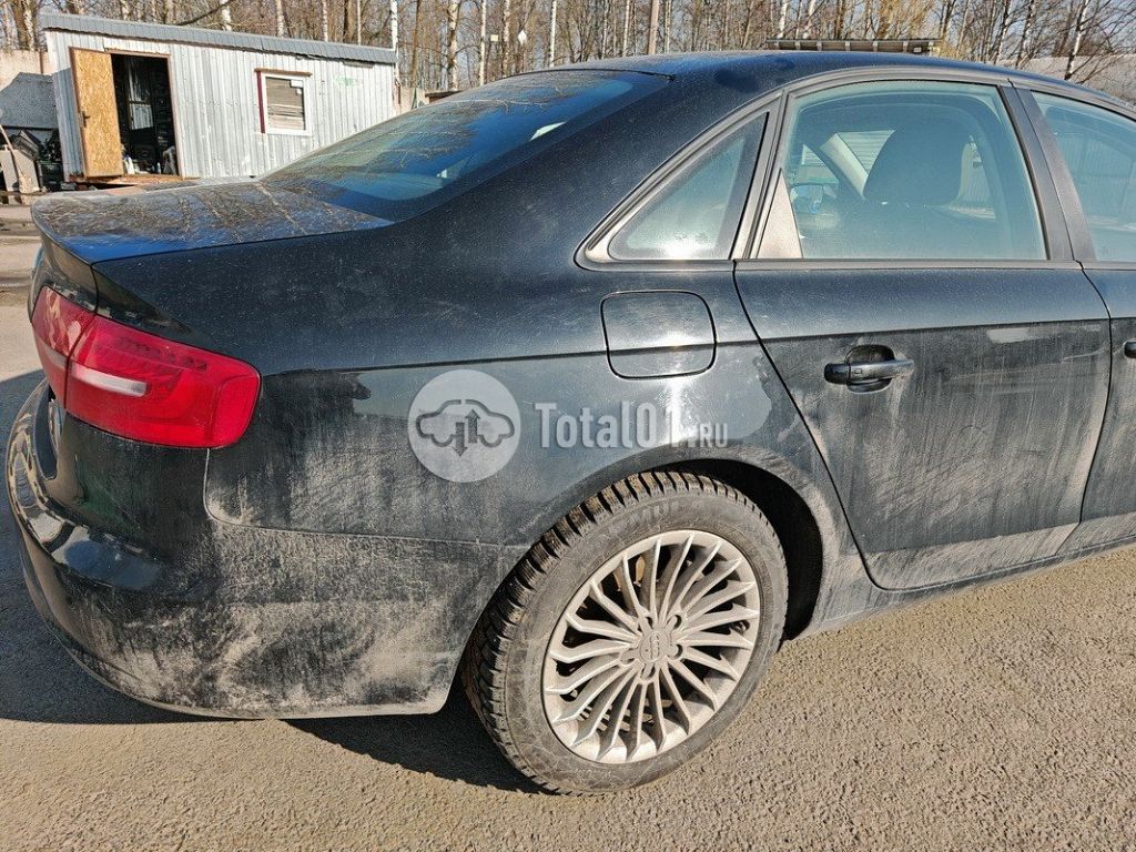 Фото Audi A4 24