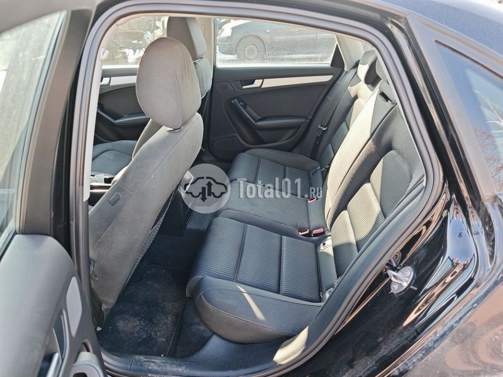 Фото Audi A4 102