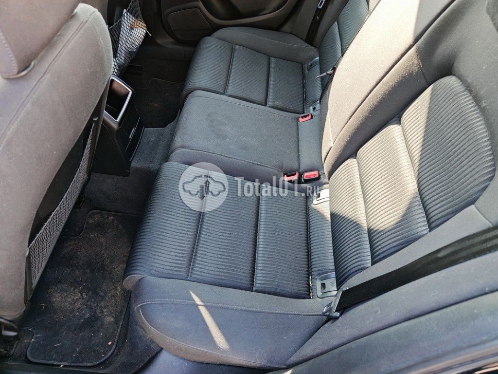 Фото Audi A4 106