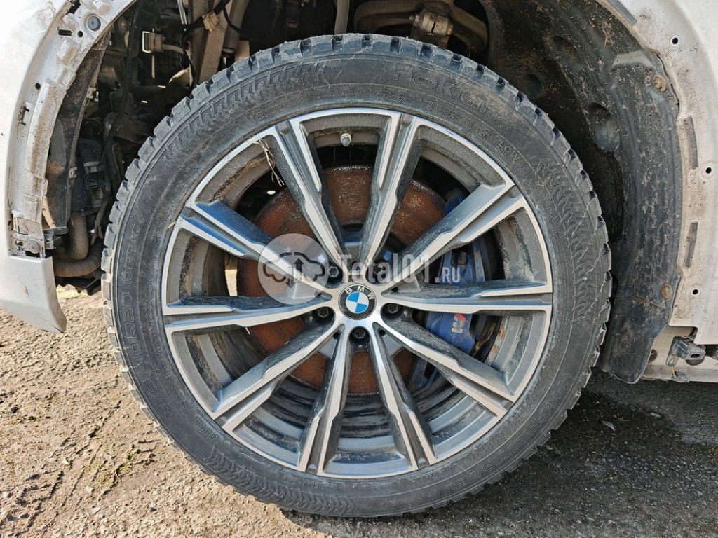 Фото BMW X5 16
