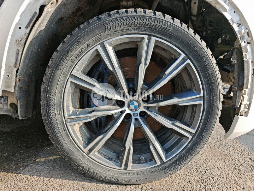 Фото BMW X5 20