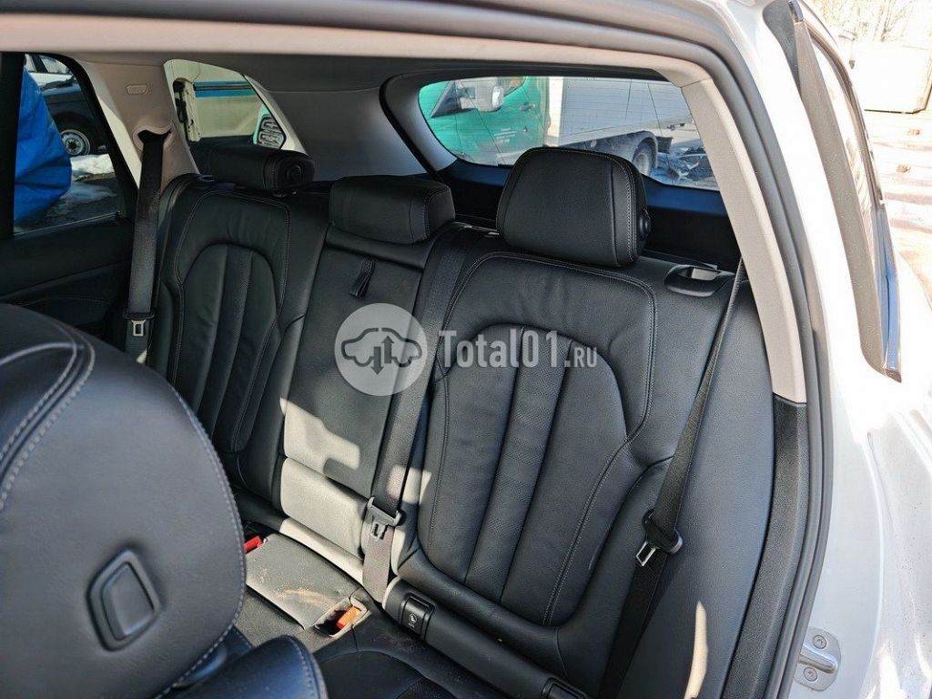Фото BMW X5 180