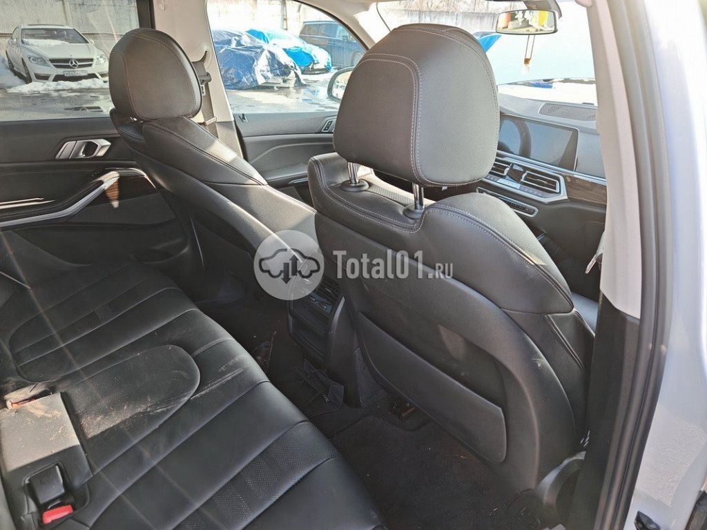 Фото BMW X5 208