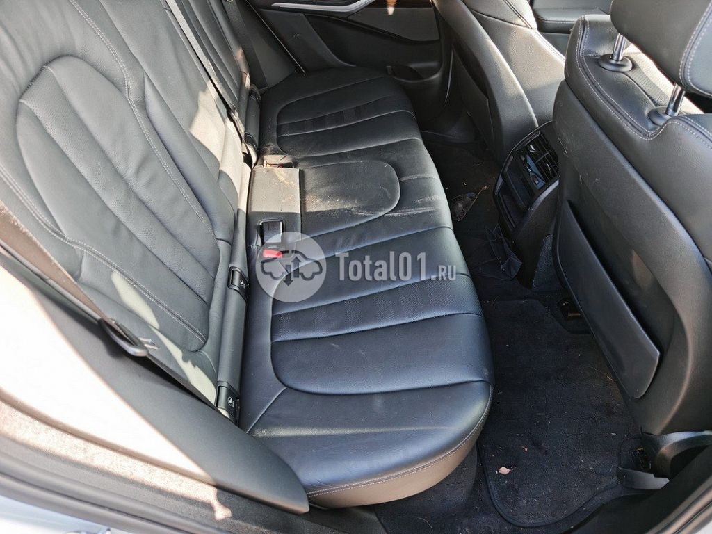 Фото BMW X5 210