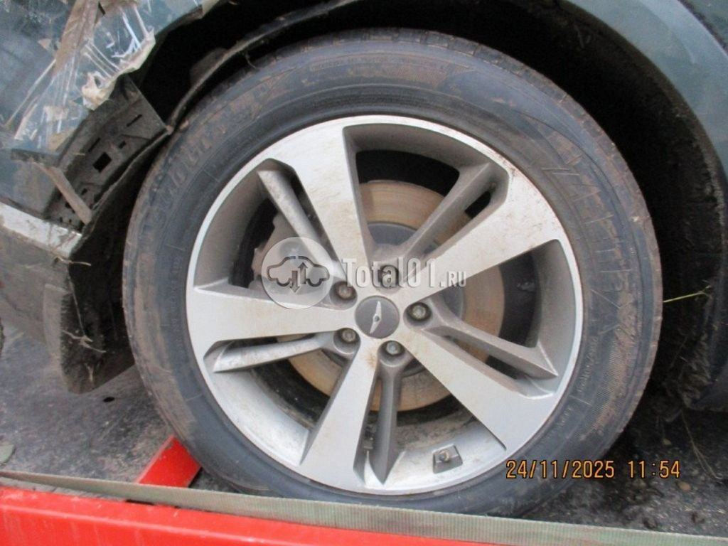 Фото Genesis GV80 14