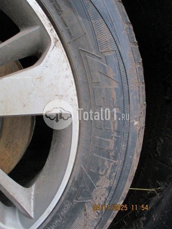 Фото Genesis GV80 18