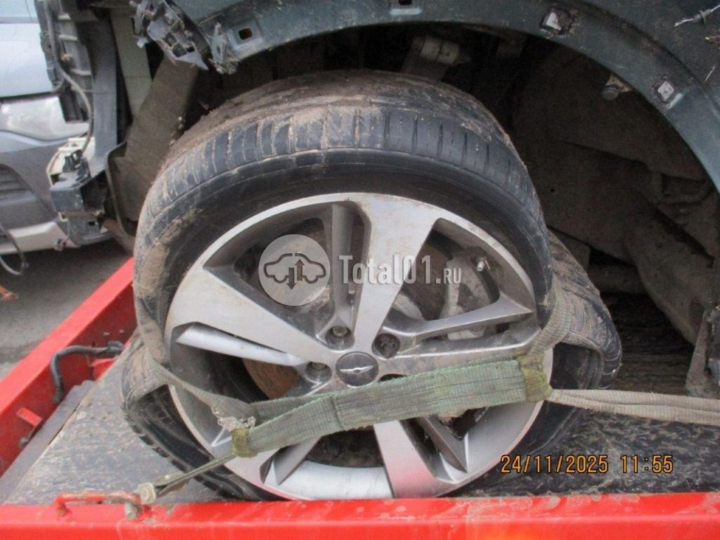 Фото Genesis GV80 30