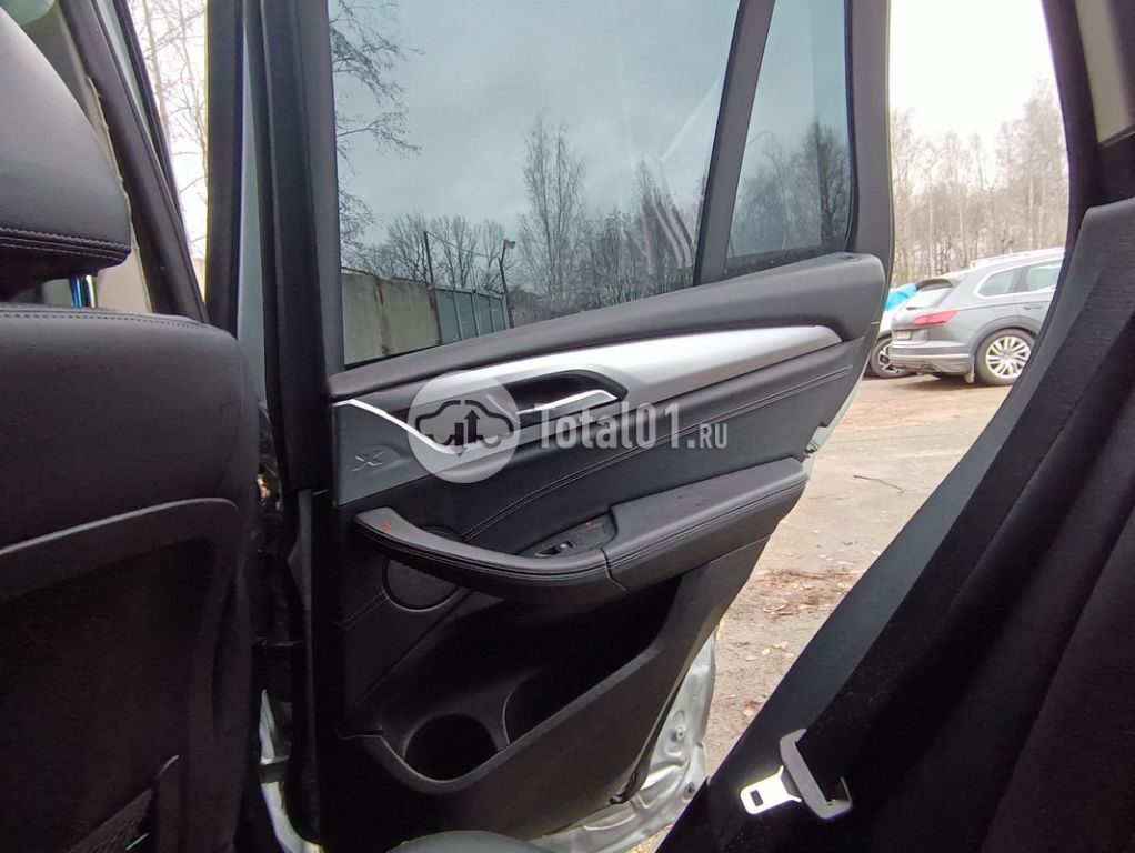 Фото BMW X3 160