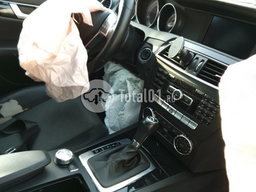 Фото Mercedes-Benz C-класс 16