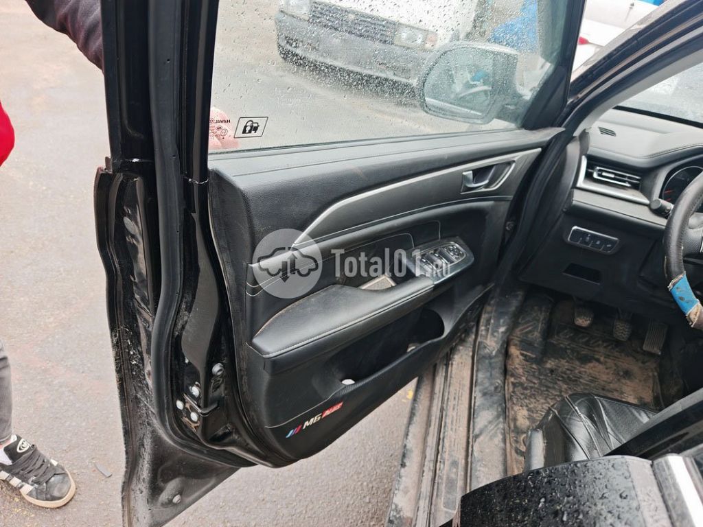Фото Haval M6 68