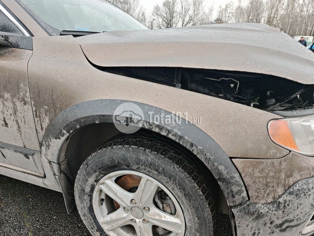 Фото Volvo XC70 16