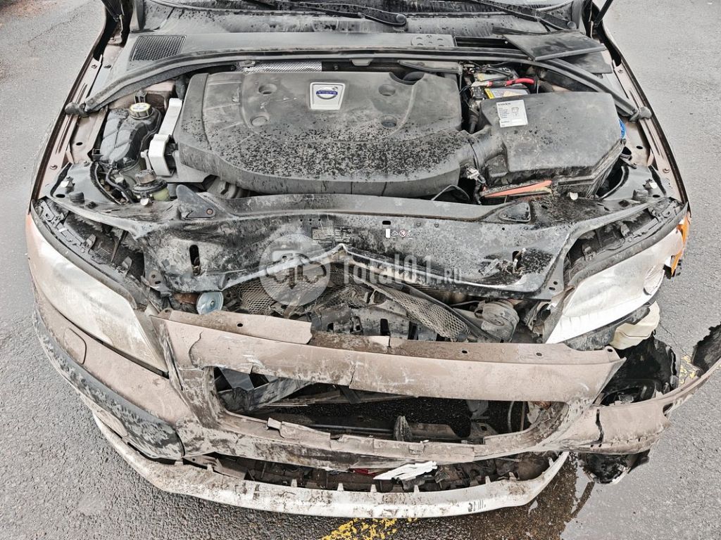 Фото Volvo XC70 44