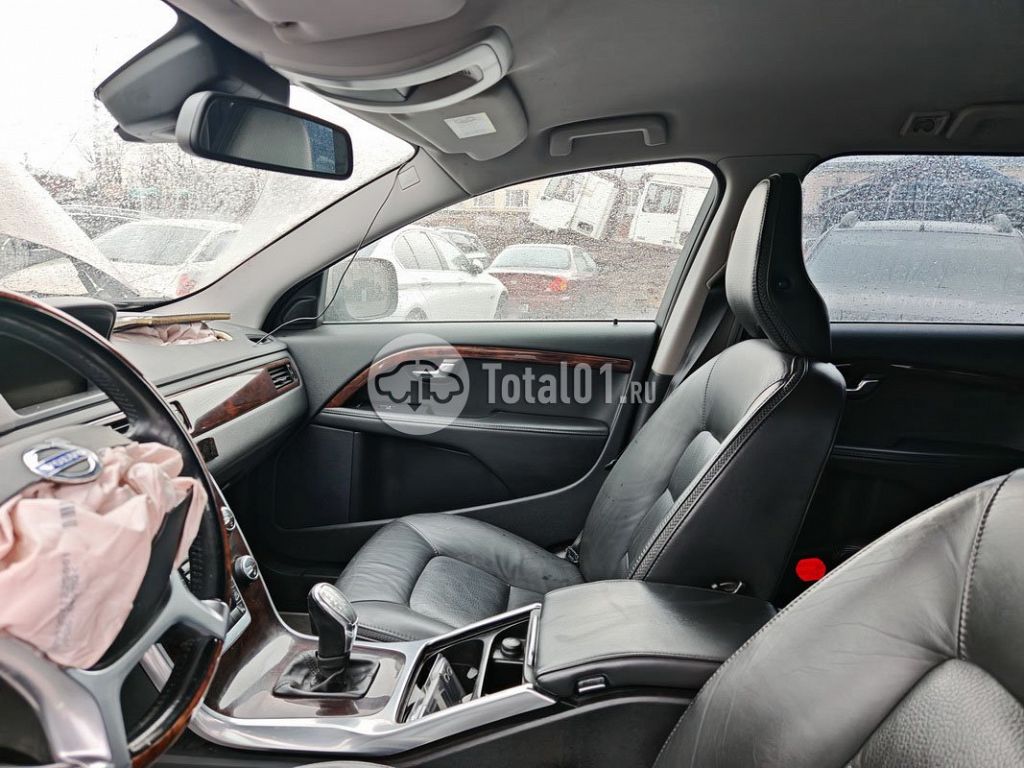 Фото Volvo XC70 84