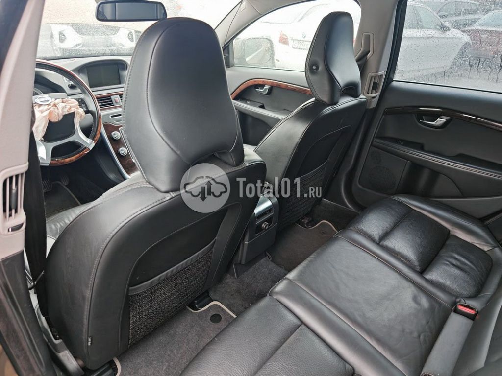 Фото Volvo XC70 98