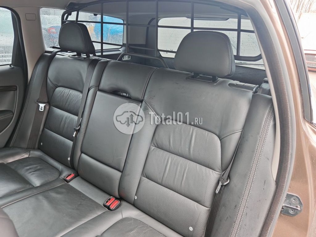 Фото Volvo XC70 108