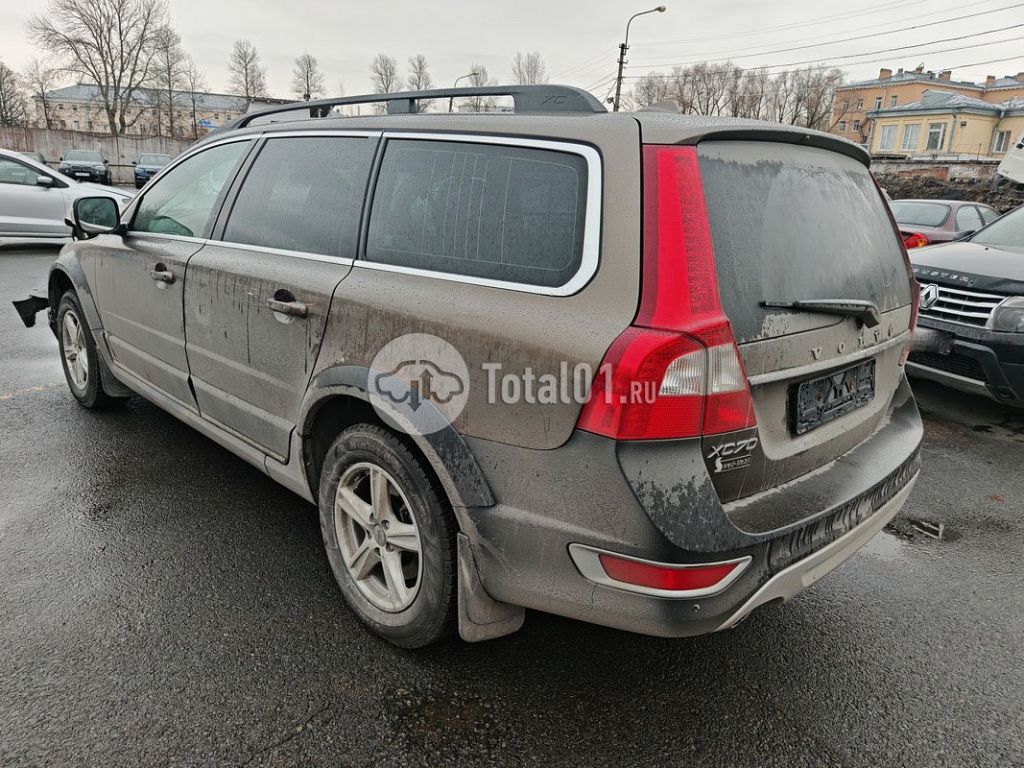 Фото Volvo XC70 112