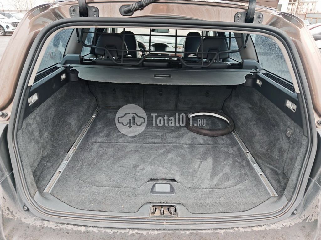 Фото Volvo XC70 114