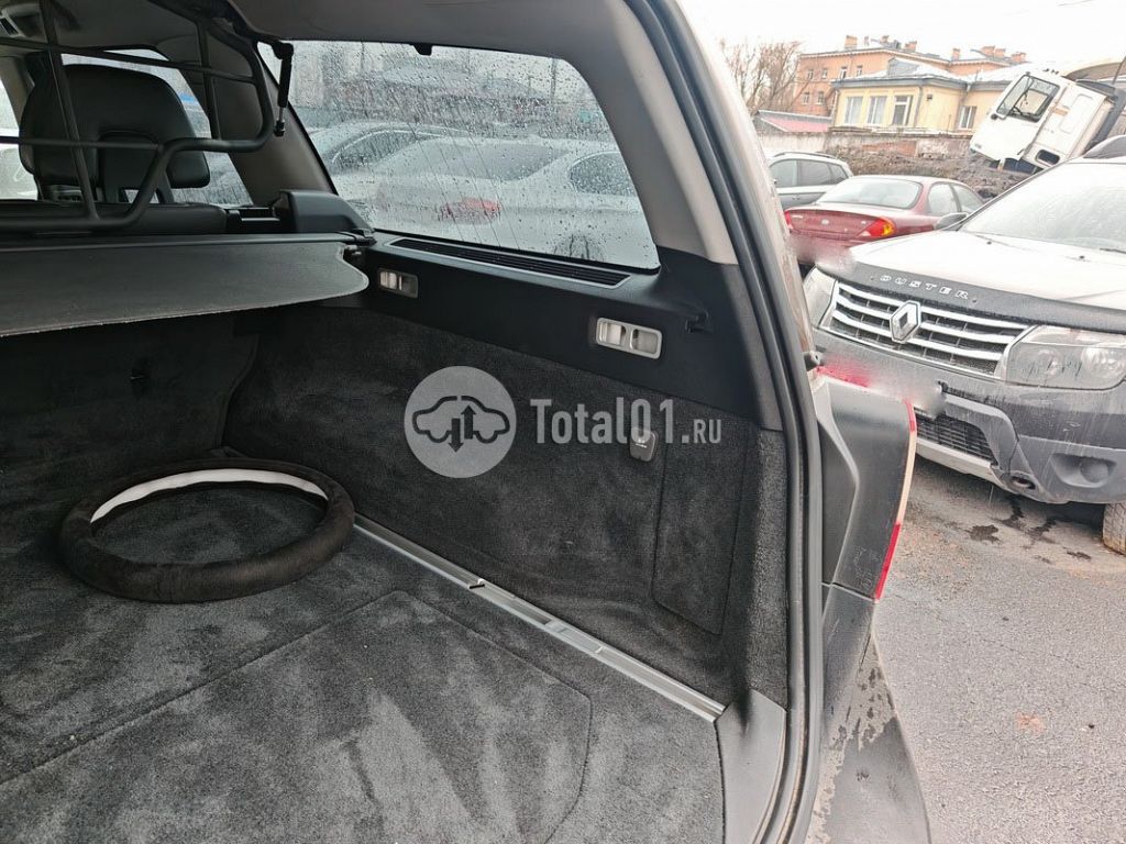 Фото Volvo XC70 118