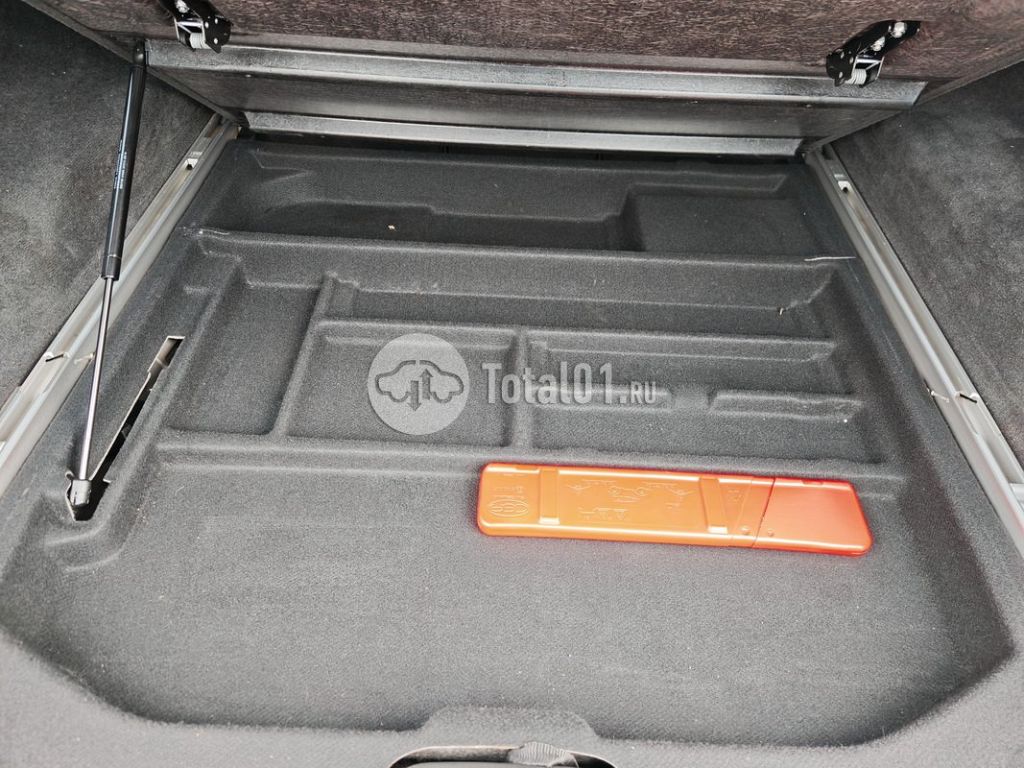 Фото Volvo XC70 122