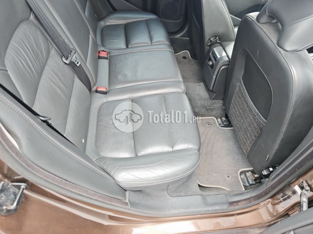 Фото Volvo XC70 138