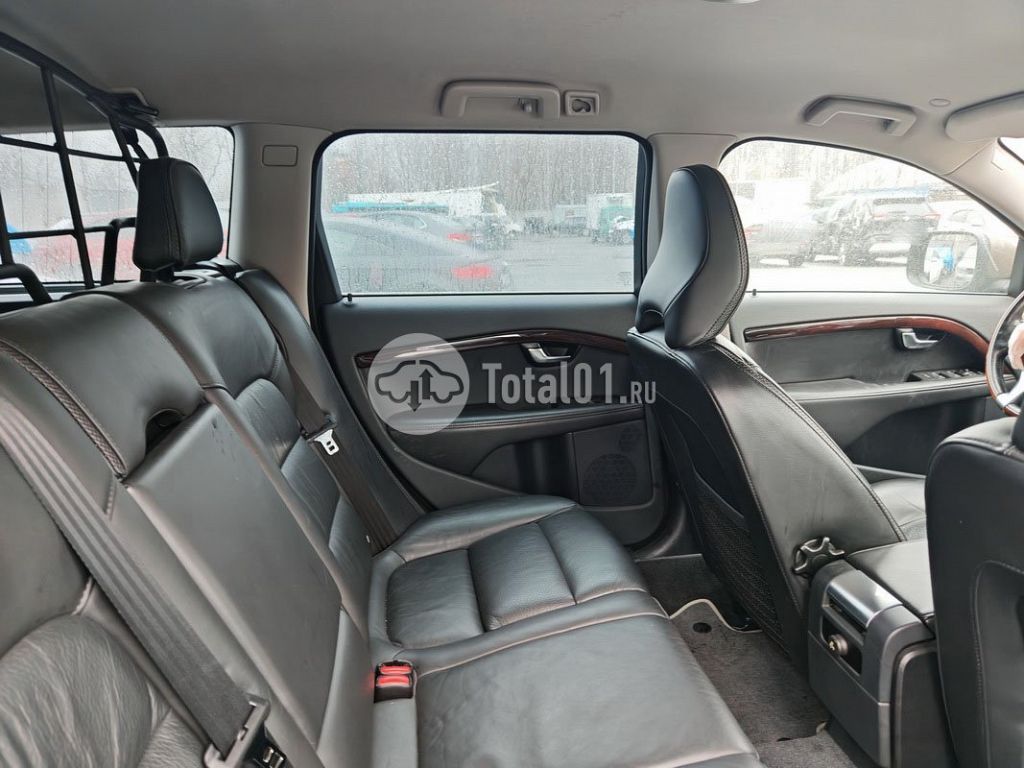 Фото Volvo XC70 140