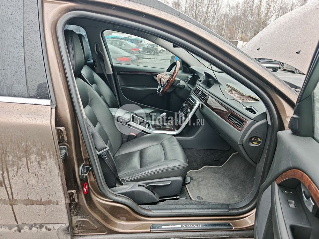 Фото Volvo XC70 150