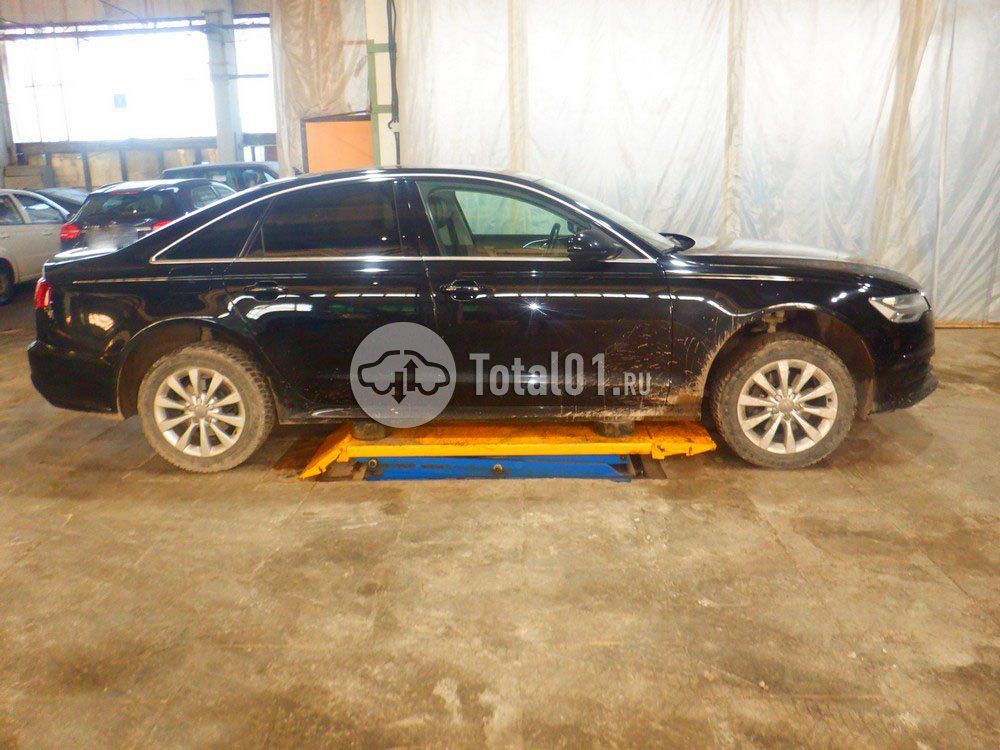 Фото Audi A6 30