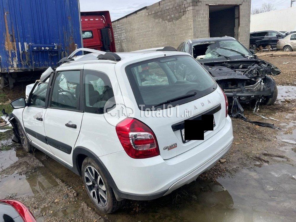 Фото ВАЗ (LADA) Granta 50