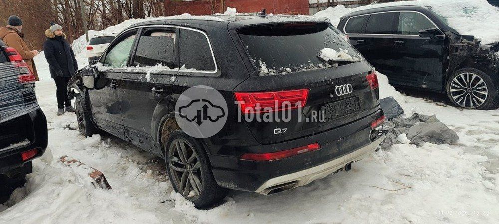 Фото Audi Q7 124