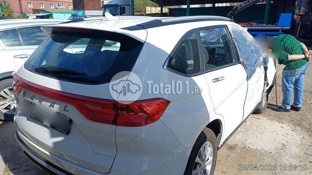 Фото Haval M6 14