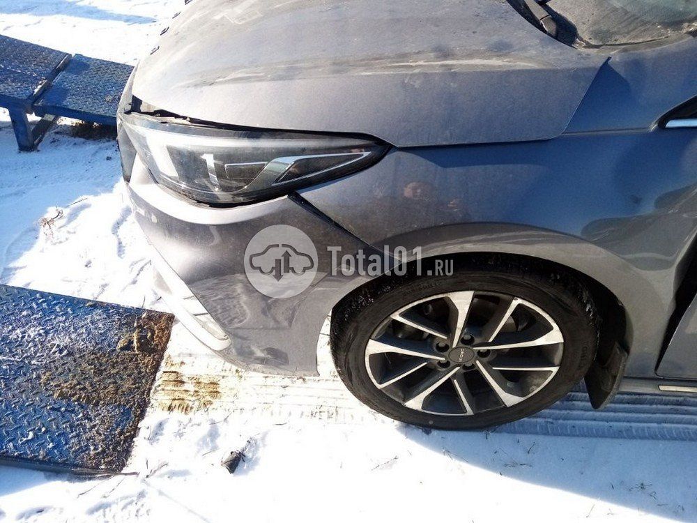 Фото OMODA S5 76