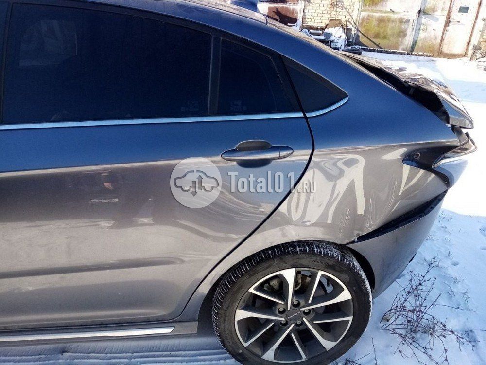 Фото OMODA S5 110