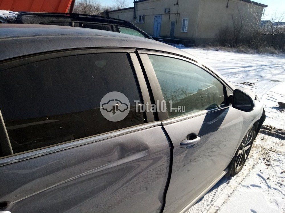 Фото OMODA S5 206