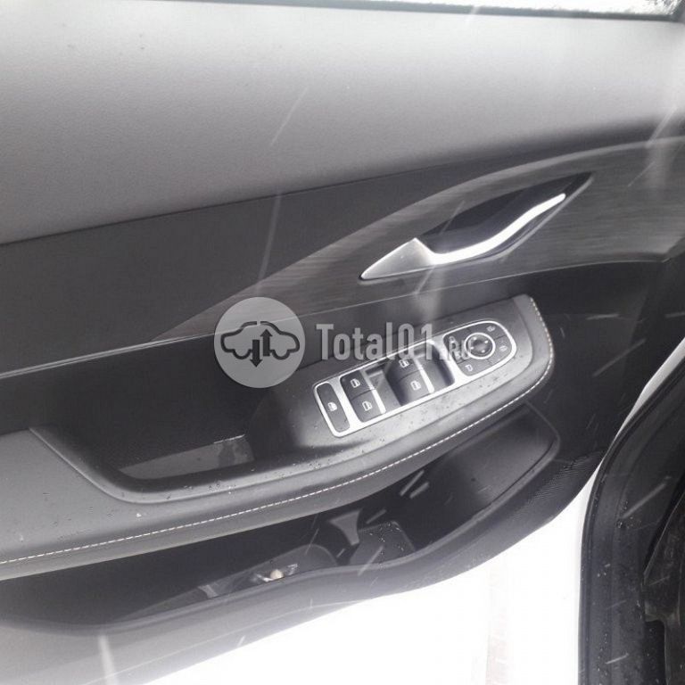 Фото OMODA C5 160