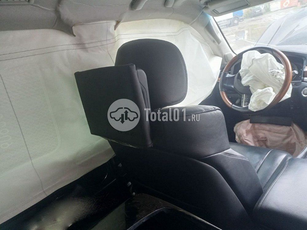 Фото Lexus LX 72